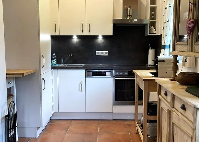 Almhuette-flattnitz בקתה *